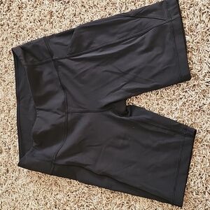Lululemon - Biker Shorts
